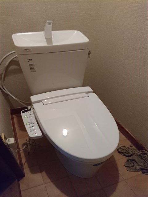 トイレお取替え