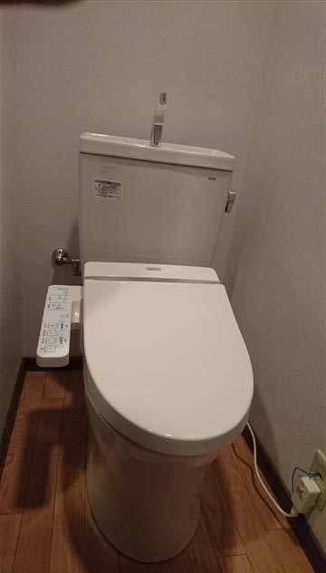 トイレ取替工事